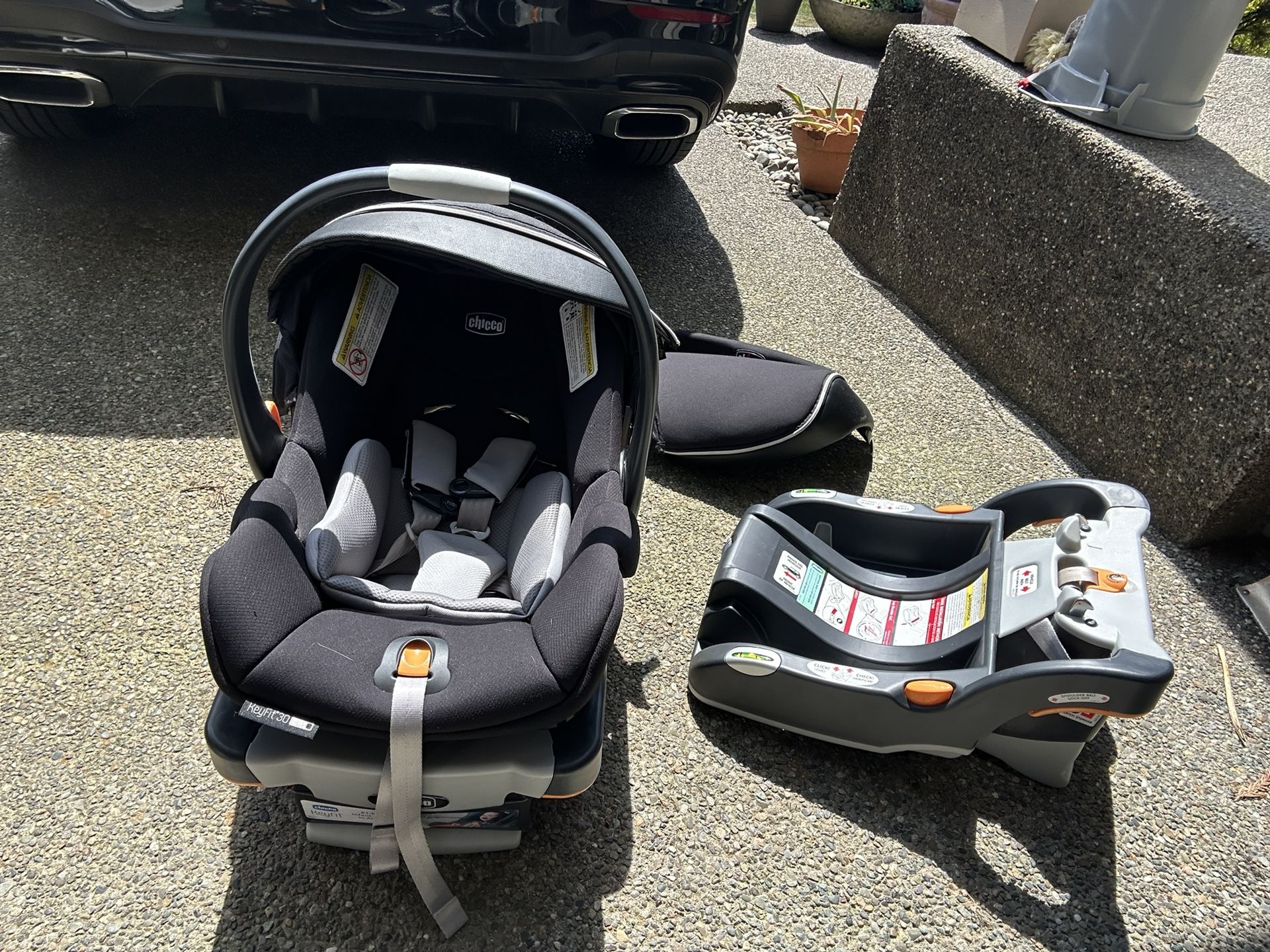 Chicco Keyfit 30 Zip + 2 Bases