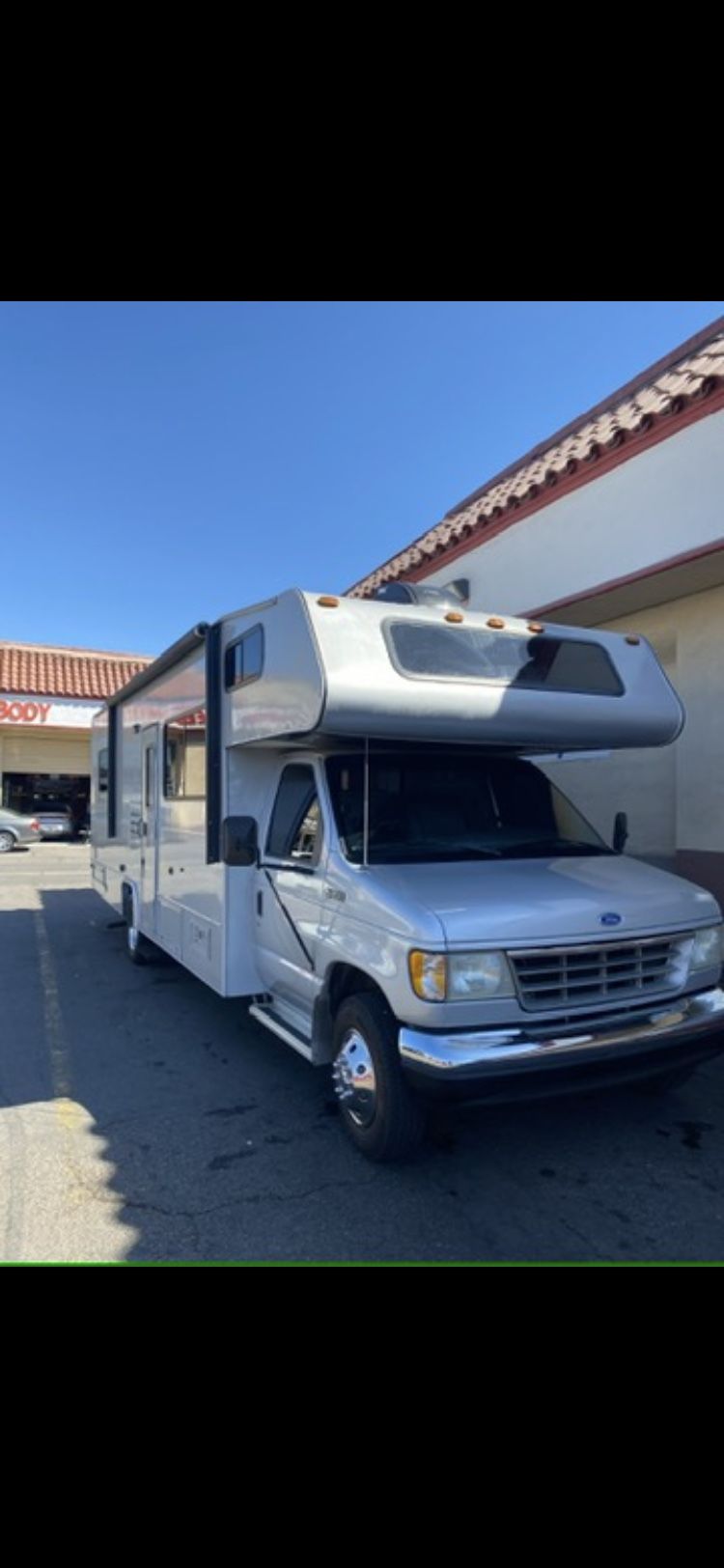 1994 Coachman Leprechaun