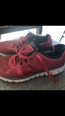 Black/red Nike shoes