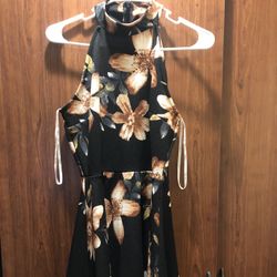 Floral Dress 👗 Size Large 