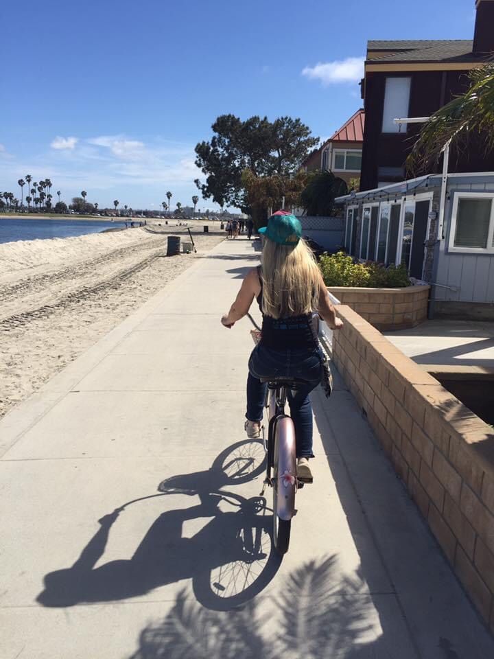 Nirve Lahaina 3 Speed Beach Cruiser