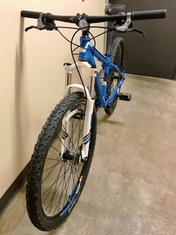 Trek marlin Gary fisher collection 15.5 inch frame disc brakes