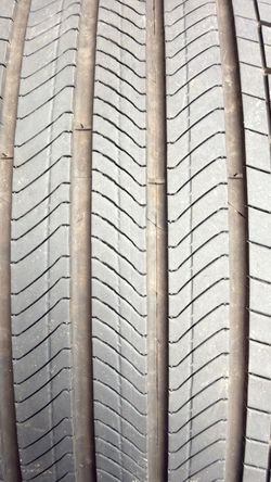 265/55/19 Pirelli tire