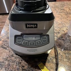 Ninja Blenders for sale in Burlington, Connecticut