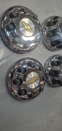 Chevy/GMC Dually Pickup Center Caps