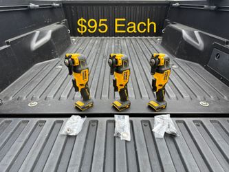 DEWALT ATOMIC 20V MAX Cordless Brushless Oscillating Multi Tool (Tool Only) **$95 Each**