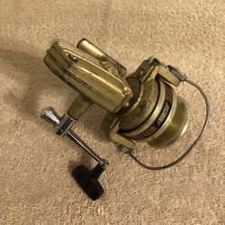 Vintage Pflueger Spark 3120 Fishing Reel Made In Korea