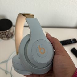 Beats Pro