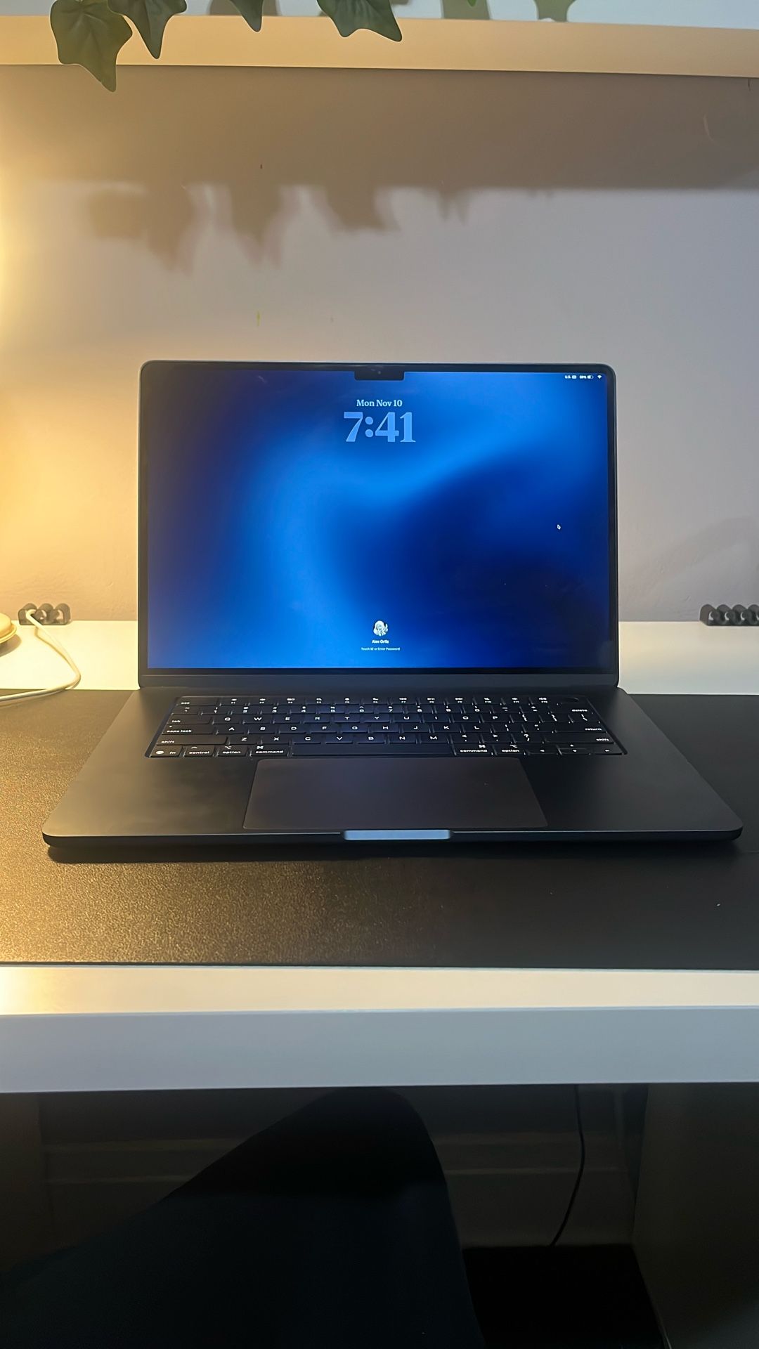 15 Inch MacBook Air M4 Midnight 