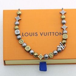 Double-colored flower four-leaf clover necklace