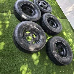 5 2022 DODGE RAM RIMS&TIRES 8X200 $750