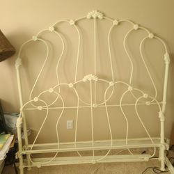 Brass Beds of Virginia queen iron bed whit