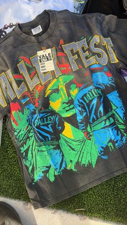 Graphic T shirts