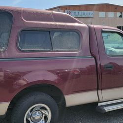 CAMPER 