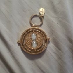 Wizarding World of Harry Potter Universal Studios TIME TURNER Keychain HOURGLAS