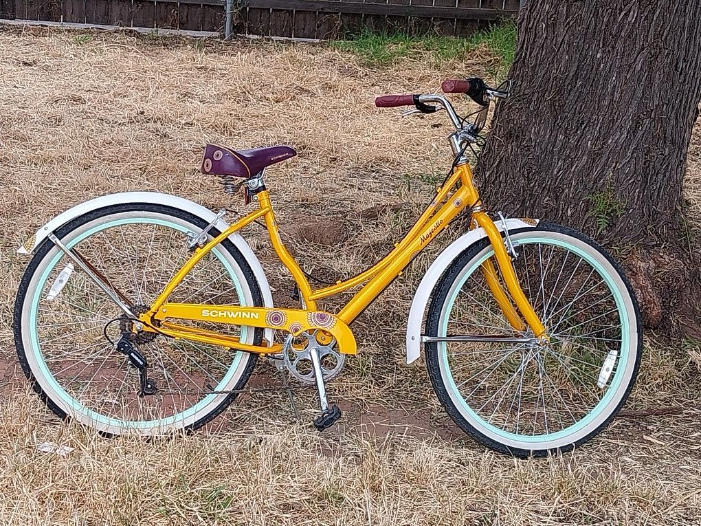 red schwinn bicycle paint 1972 Schwinn Apple Krate Schwinn Bicycle AK My 1972 Apple Paint On This Is  From The