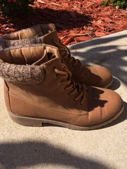 Size 8 rue21 boots