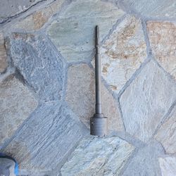 drill 2 1/2inch to drill on concrete  new