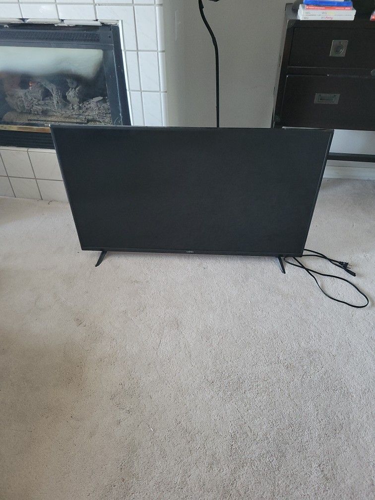 42" Vizio Smart Tv