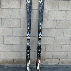 Skis