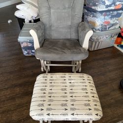 Glider Chair and ottoman 