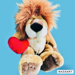 12” vintage  Maximilian the Lion Plush holding a Heart by Russ berrie 