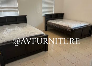 2 Full Beds and 2 Mattresses