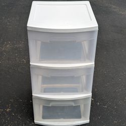 Small Sterilite 3 Drawer Plastic Storage Tower - White 