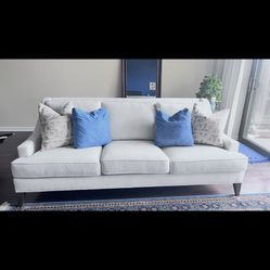 Ethan Allen Emerson 90” Sofa in Ivory fabric