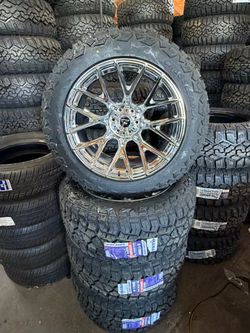 Off road wheels and tires