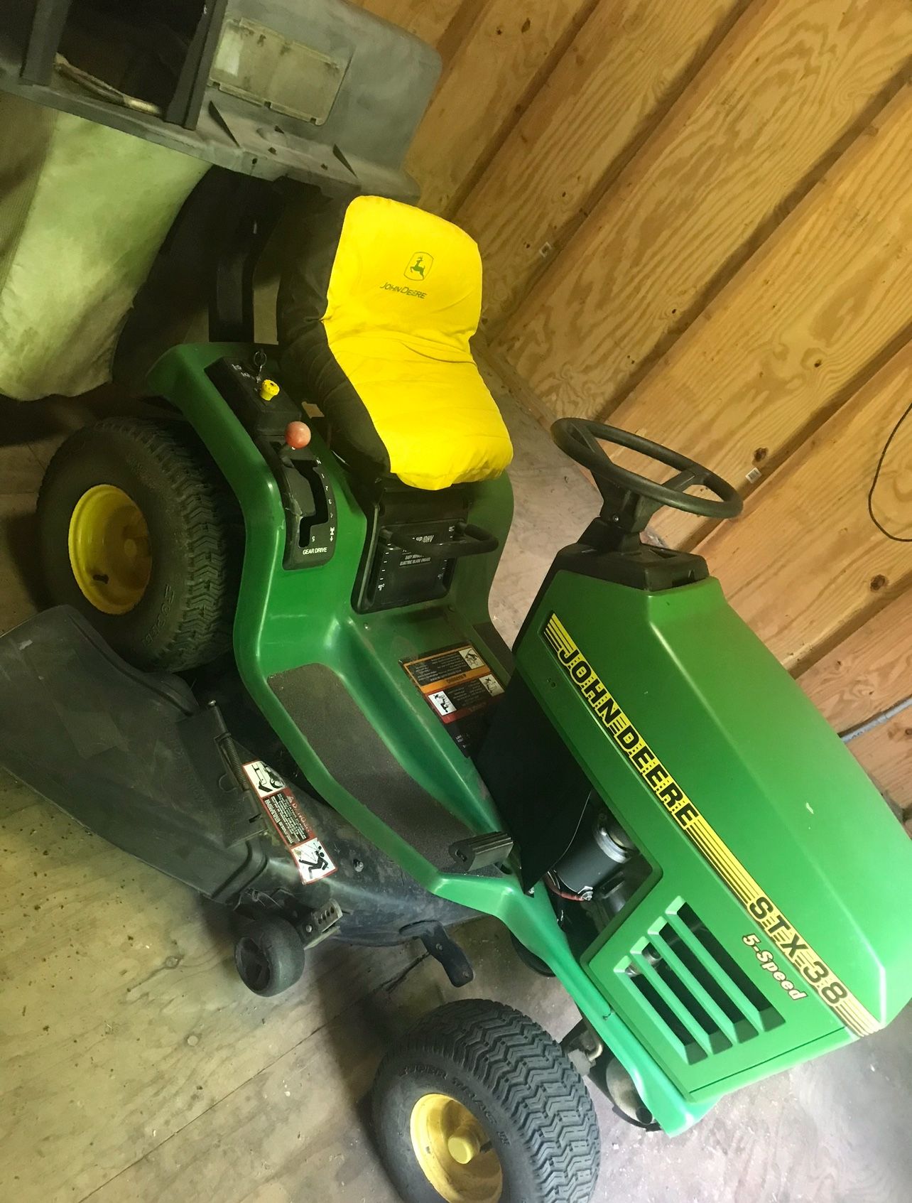 John Deere STX 38