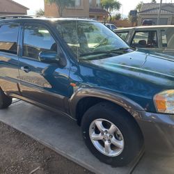 2005 Mazda Tribute