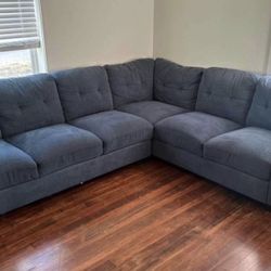 Sectional Couch 