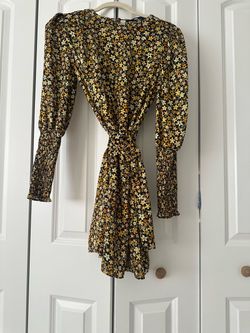 Dress size 4 Zara  usado solo una vez