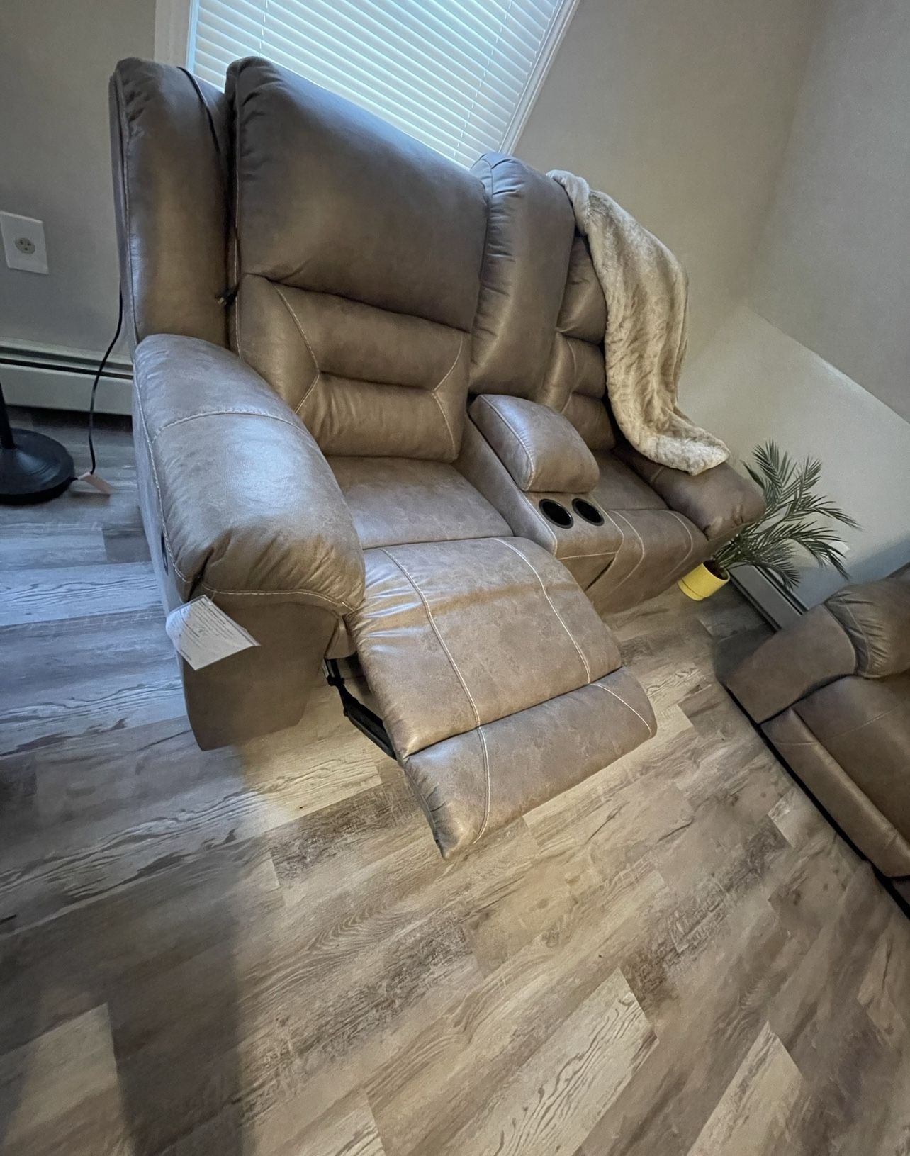 Couch & Love Seat Recliner