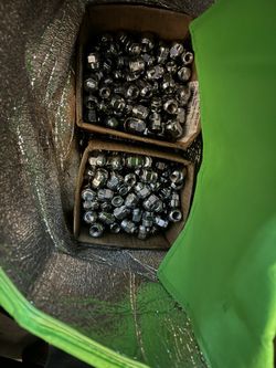 Honda OEM Lug Nuts 19mm And Some 22mm Lug Nuts 