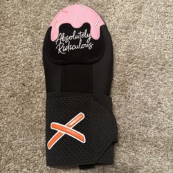 Absolutely Ridiculous Sliding Mitt Strawberry Blackout  Ice Cream 