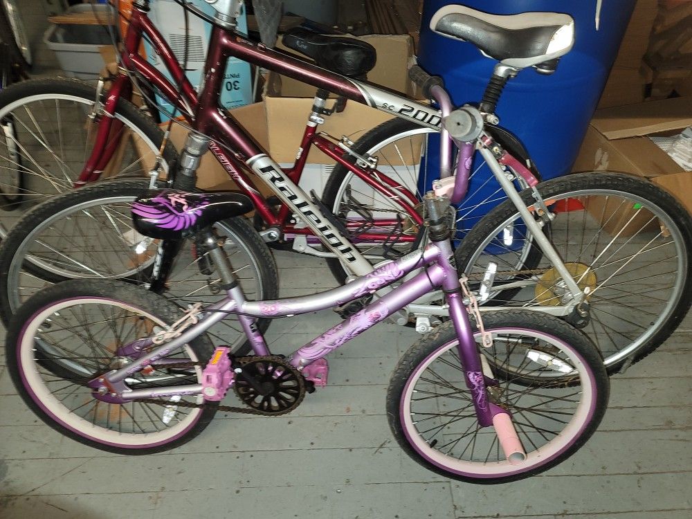 Girls Bike In Great Condition