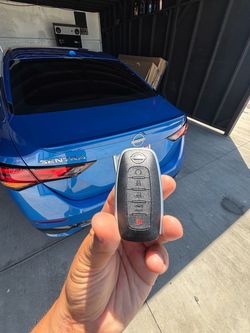 Llave de autos / car keys and remotes