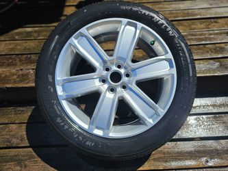 OEM GMC ACADIA WHEEL W MICHELIN TIRE