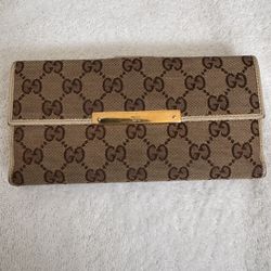 Preloved Gucci Beige Wallet