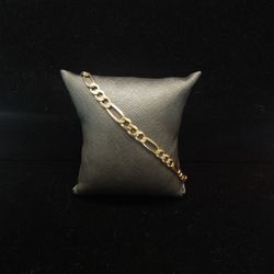 14k Gold Figaro Bracelet 