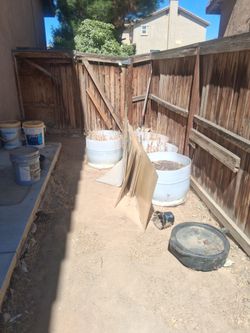 Planters, fertilizer barrel