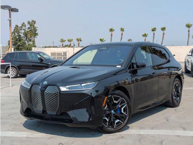 2025 BMW iX