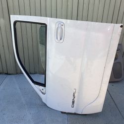 2000-2006 GMC Denali Chevy Tahoe Doors Front And Back Driver Side Only
