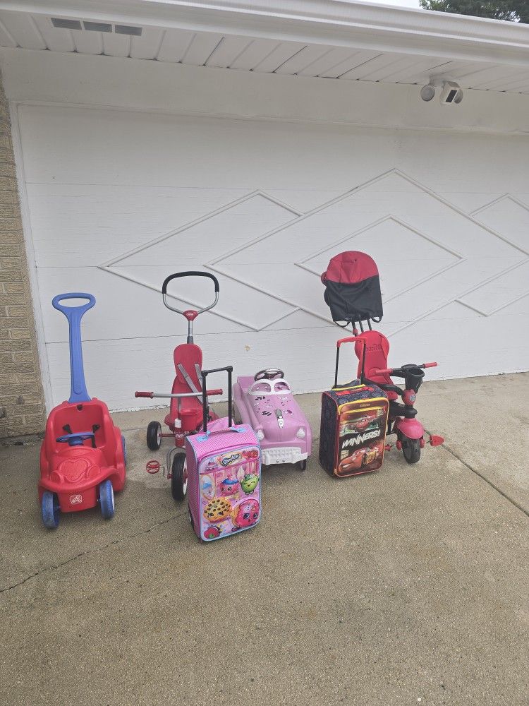 3 Tricycles  N Kids Luggage 