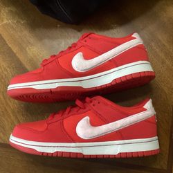 2024 Valentine Dunks Nike