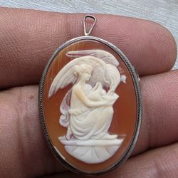 cameo