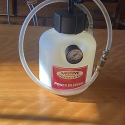 Universal Power Bleeder 2-Quart Tank with Hose and Round Adapter