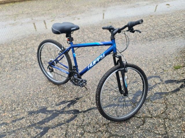 26" Huffy bike, brand new
